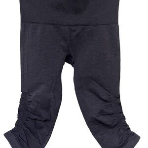 Lululemon Athletica Leggings Sleek Athletic Bottoms